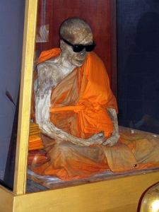 250px-Sokushinbutsu.jpg
